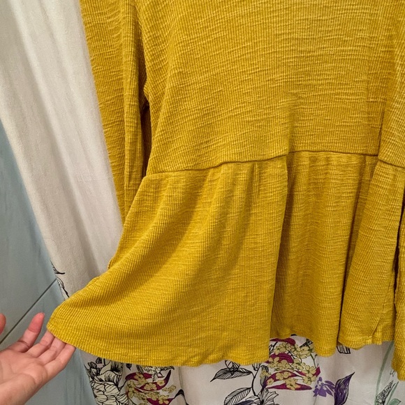 Autumn perfect! Anthro TLA long sleeved tee - Picture 5 of 7